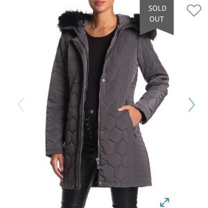 Removable Faux Fur Trim Hood Quilted Jacket